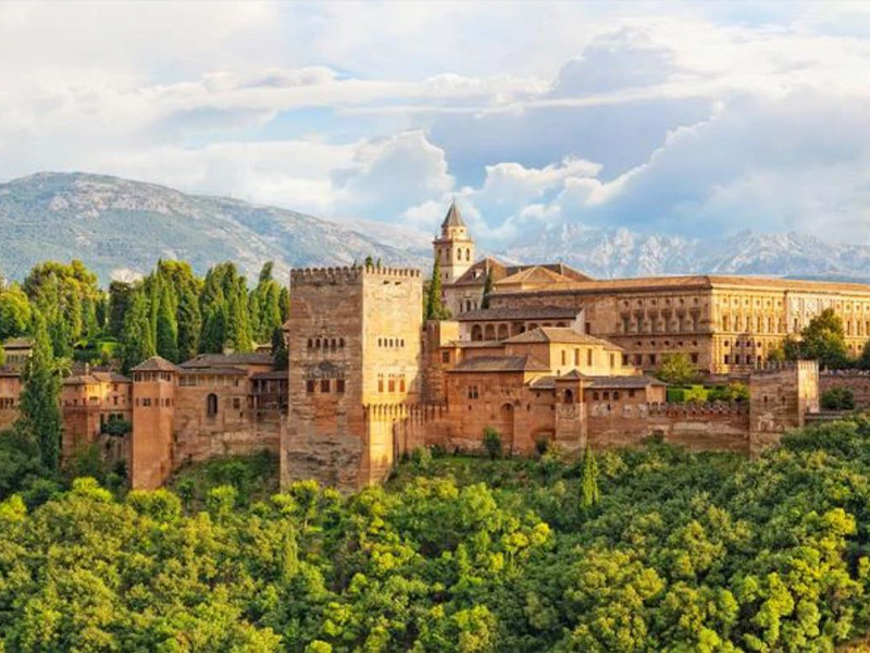 công trình kiến trúc châu âu cung điện alhambra